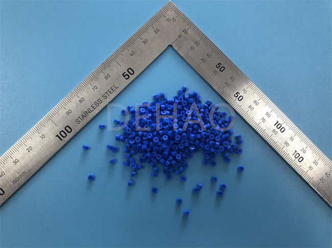 Μπλε επεξεργασμένος στη μηχανή PTFE μονωτής μερών για το συνδετήρα ISO14001 RF